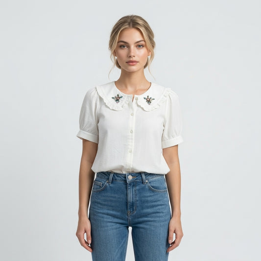 Weiße Baumwollbluse mit Stickerei